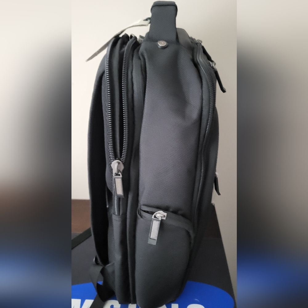 Reaction  Kennet Cole Backpack - Picture 2 of 5
